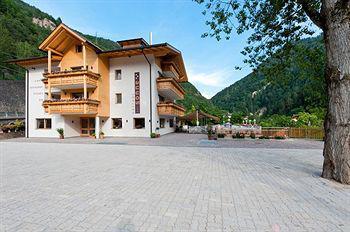 Zur Sonne Hotel 3*